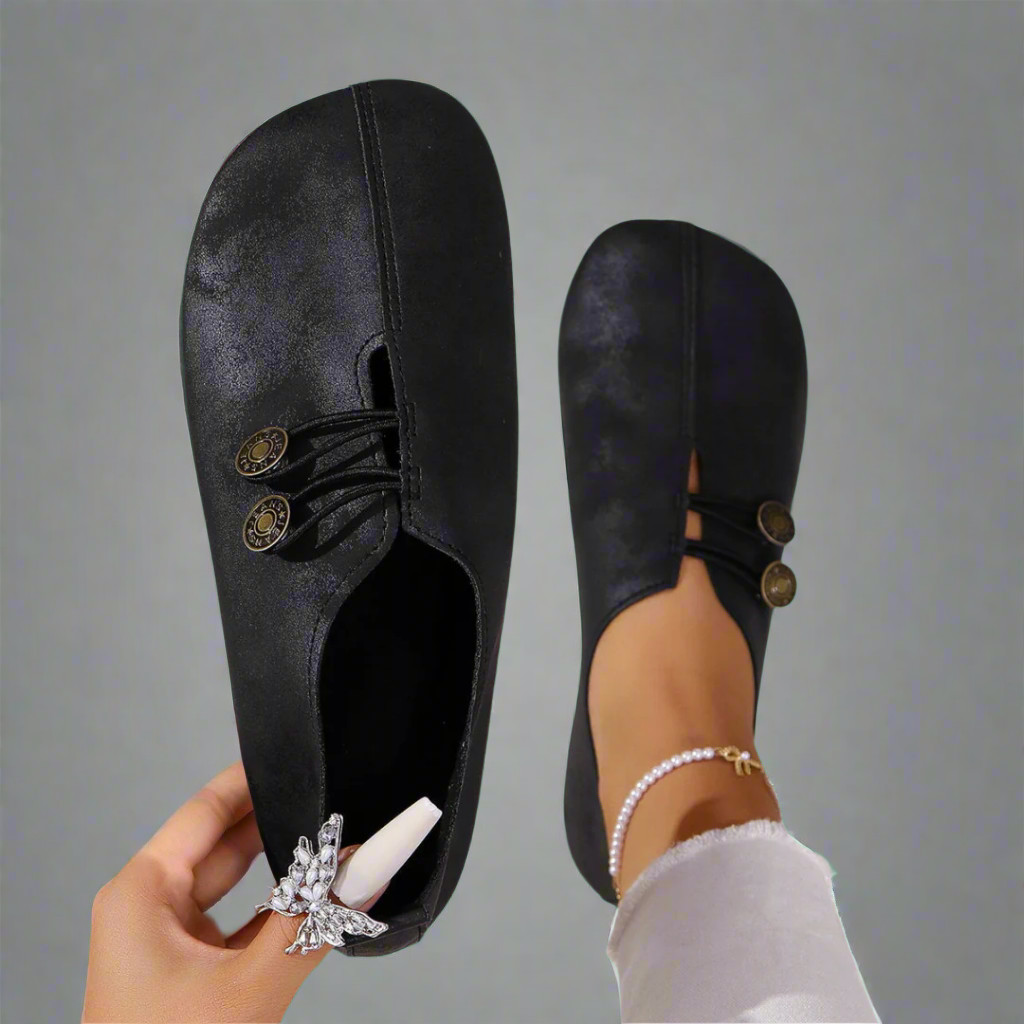 Kreszentia | Moccasins