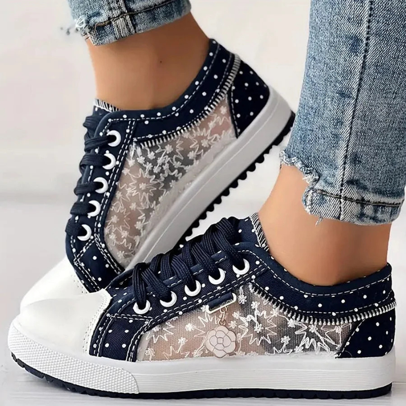 CARO - COMFORTABLE SNEAKERS