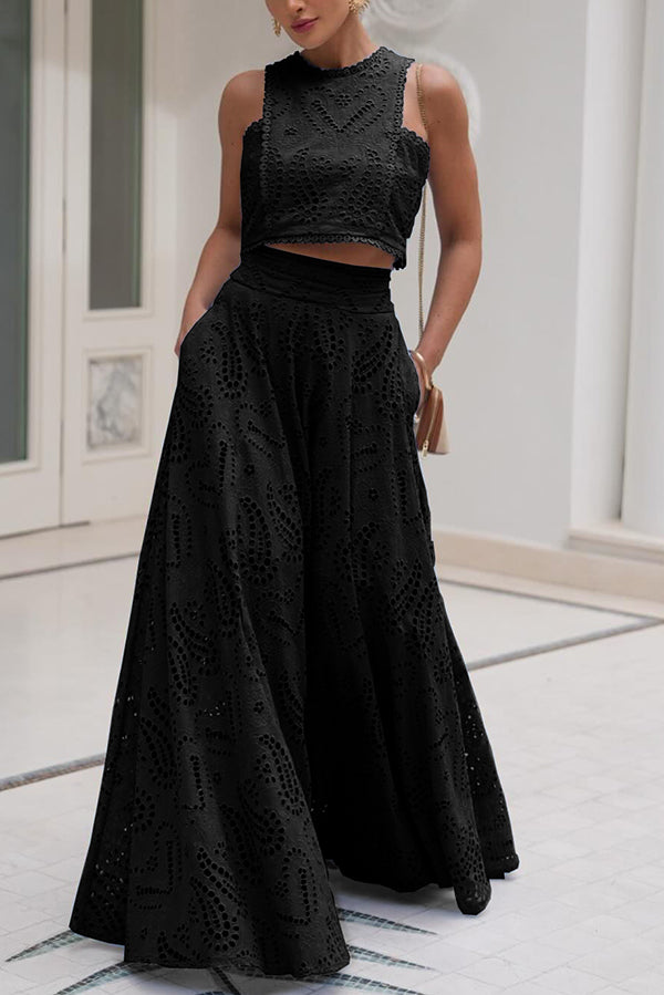 Maura  | Delicate Lace Complete