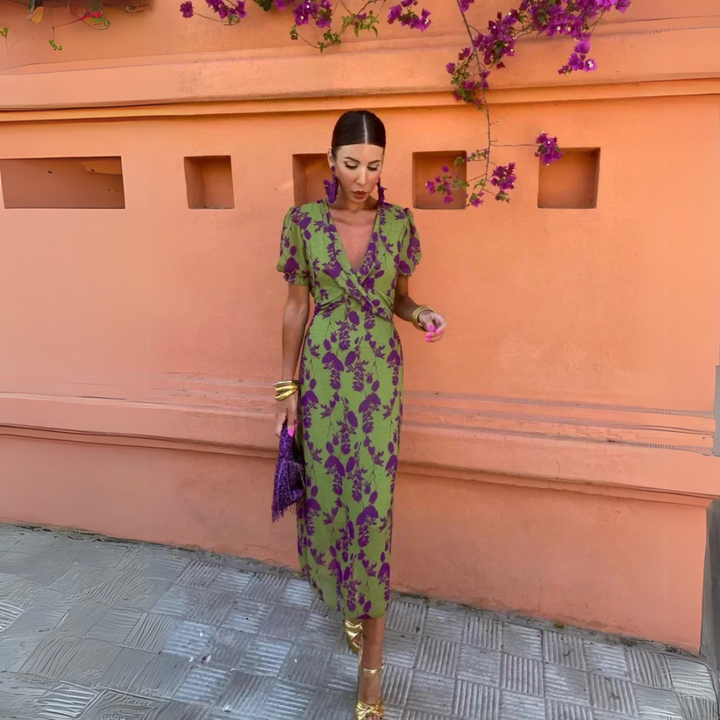 Danielle  | Elegant Floral Outfit