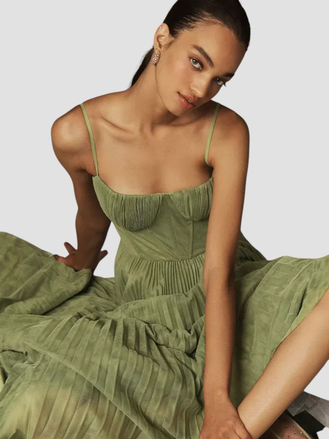Lucie  | Elegant Flowy Dress