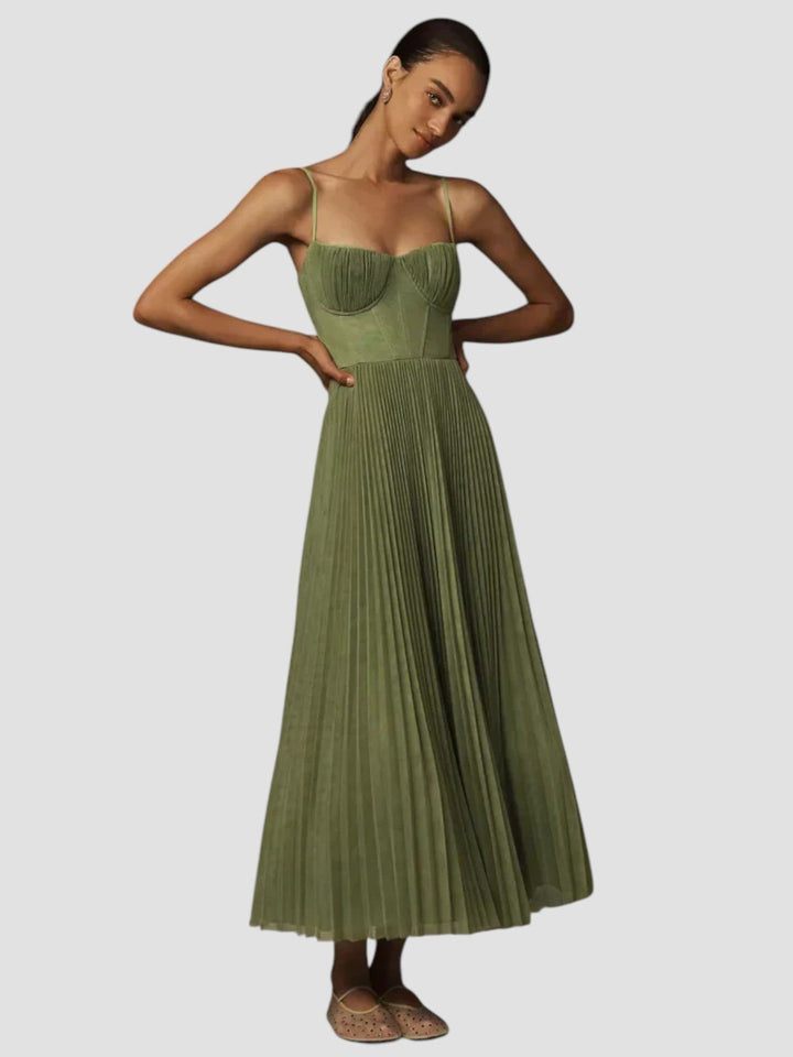 Lucie  | Elegant Flowy Dress