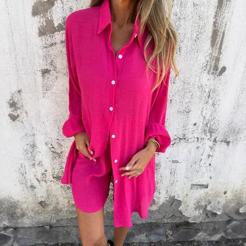 Nora | Casual set of a simple blouse and shorts