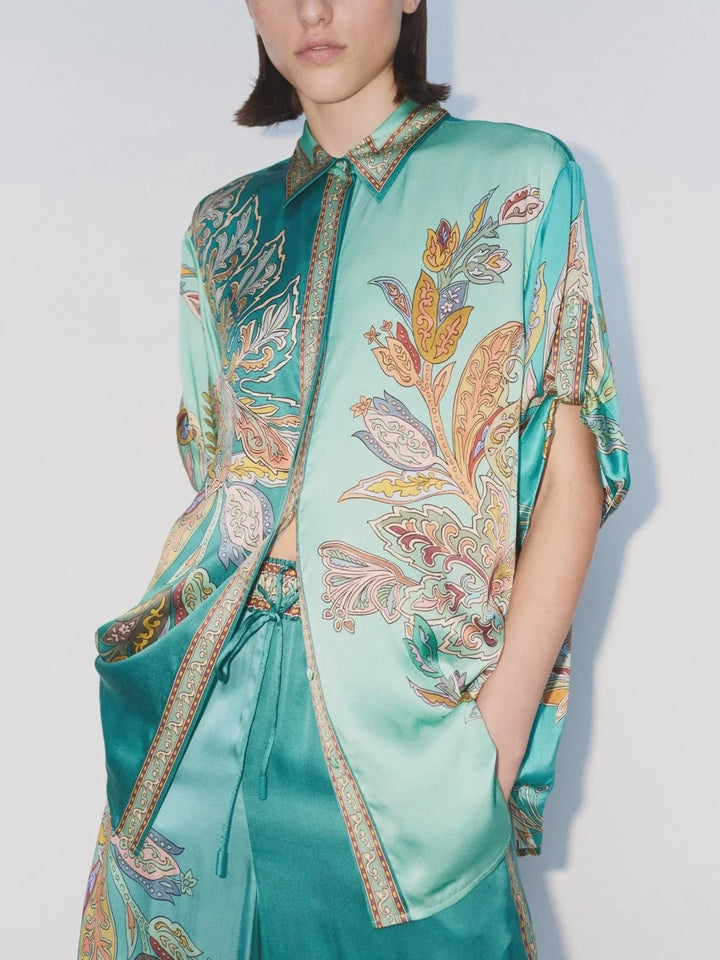 Complete Emerald Luxe – Oversized Shirt and Wide-Leg Pants