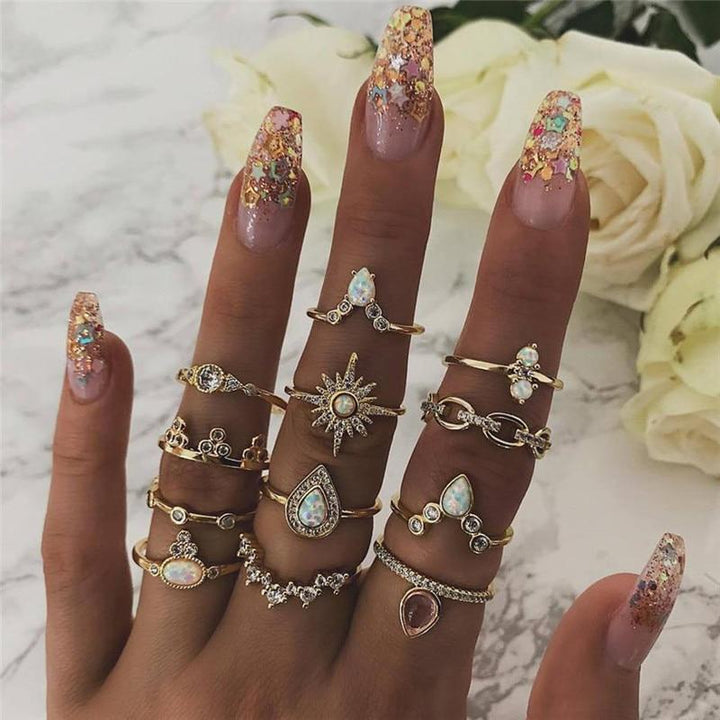 Unique package with 8 to 12 rings