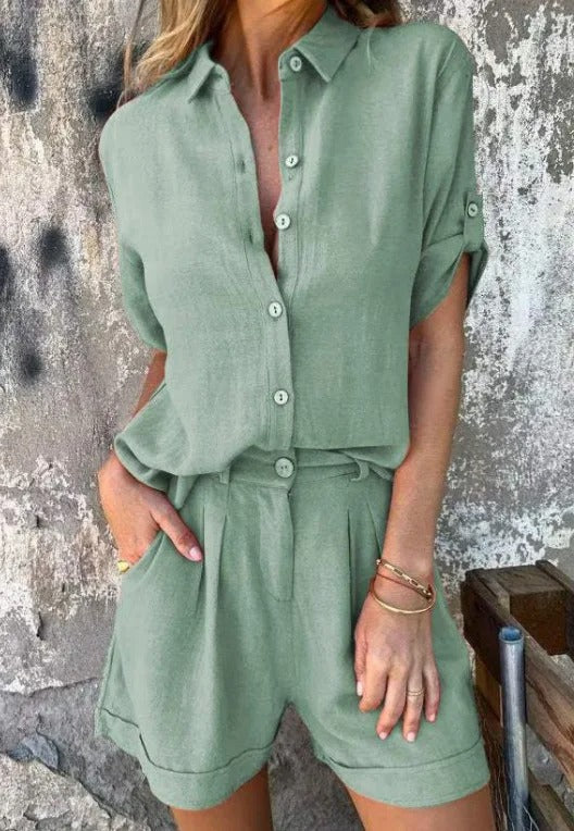 LIVIA  | The Airy Linen Set
